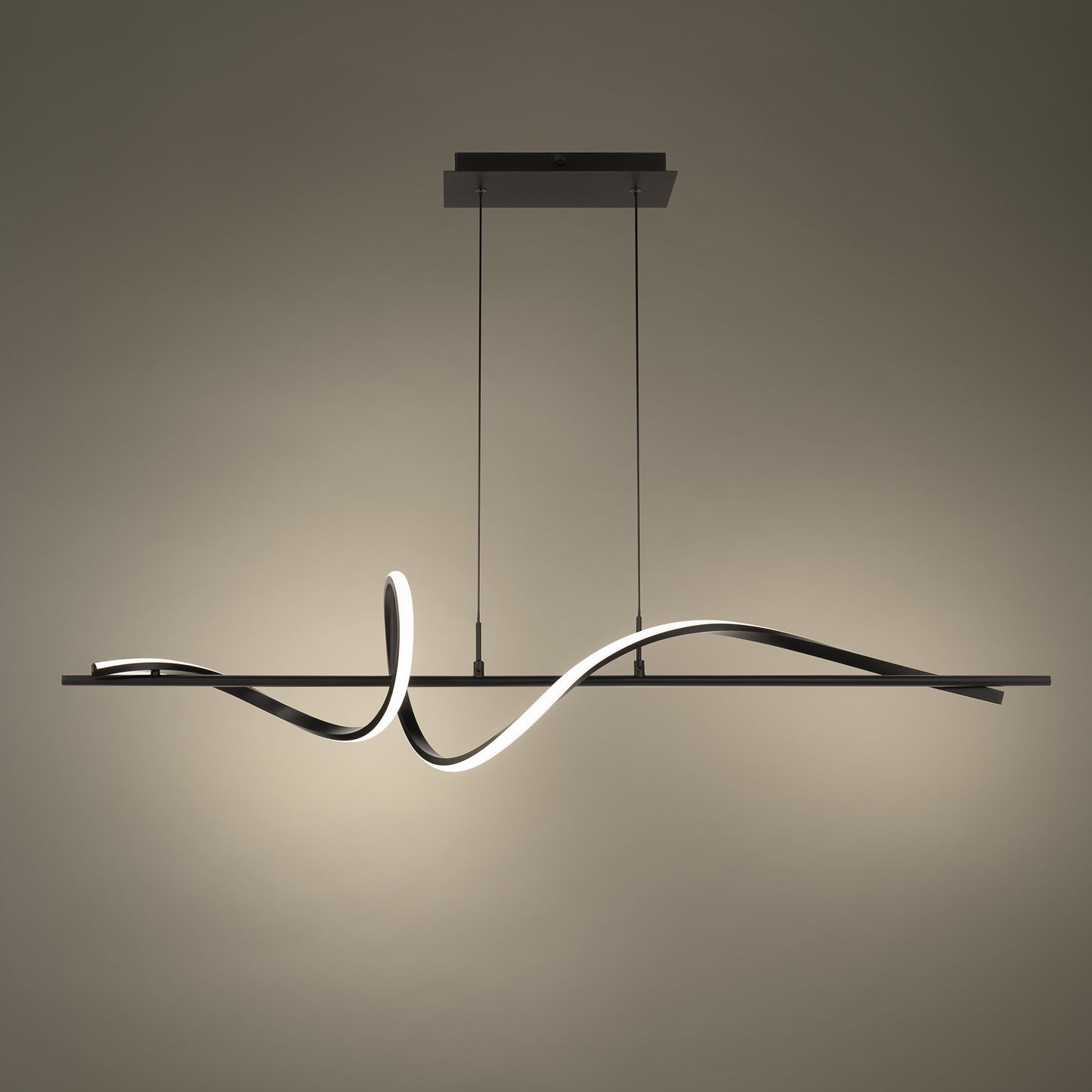 43.5" Corkscrew Pendant 4CCT BK